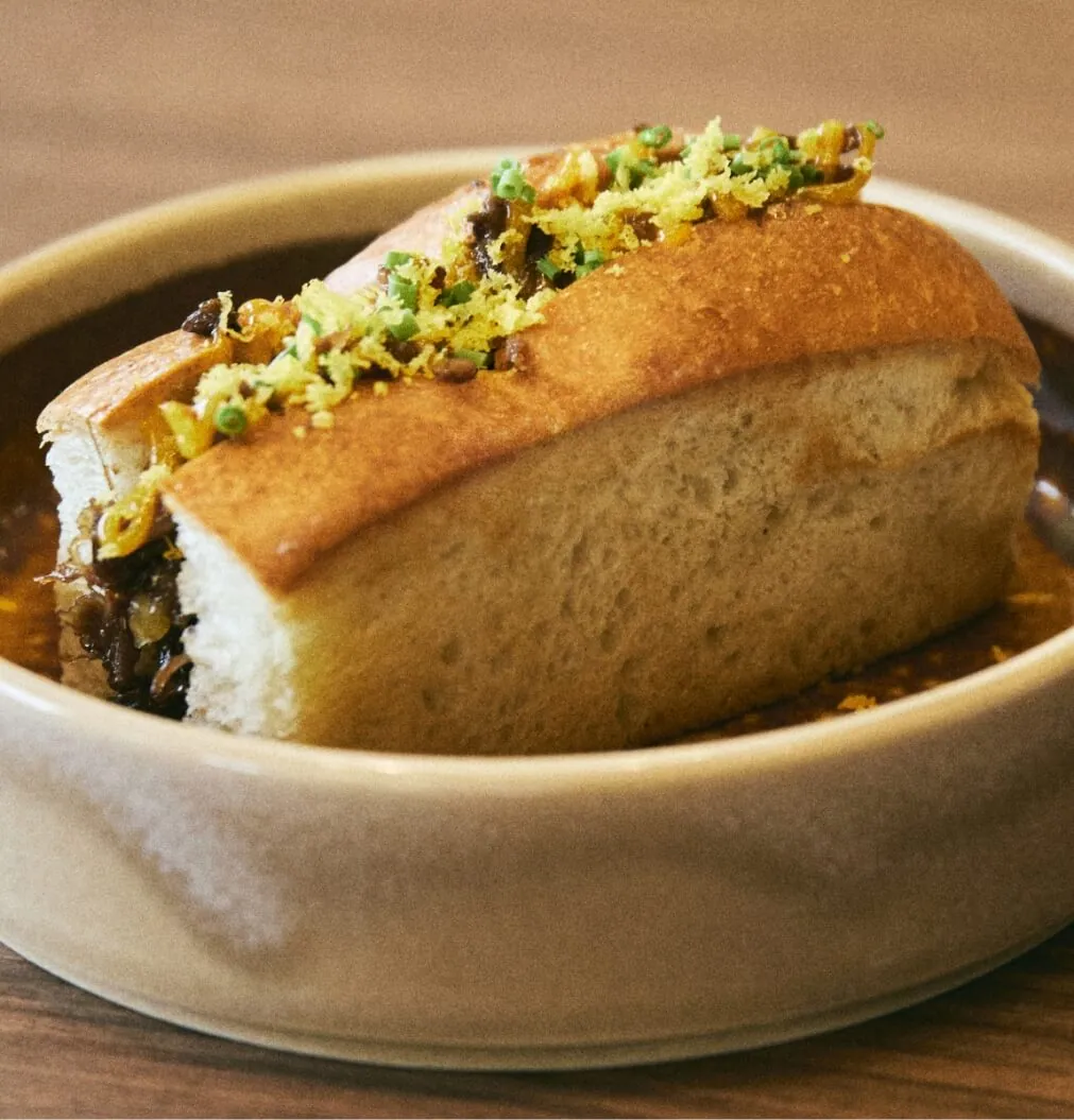 Rabo de boi, brioche, ovo e trufa
